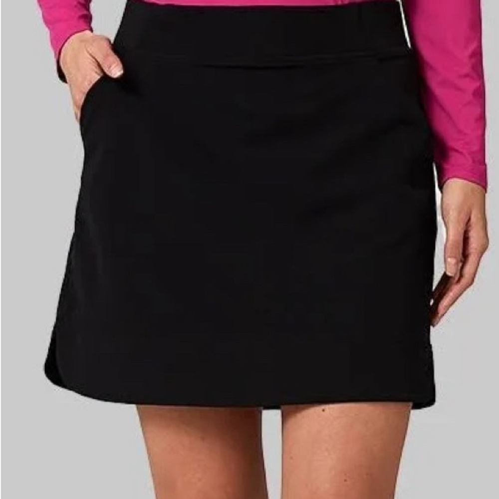 Peck & Peck Black Mini Skort